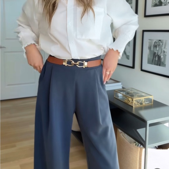 Meet your Posher, Shelly - Picture 1 of 1